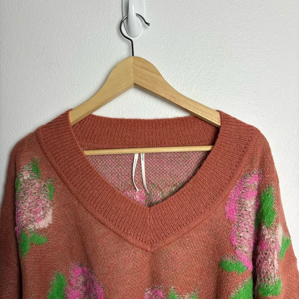 Anthropologie Floral Distressed Drop Shoulder Sweater Size Small - Picture 5 of 15